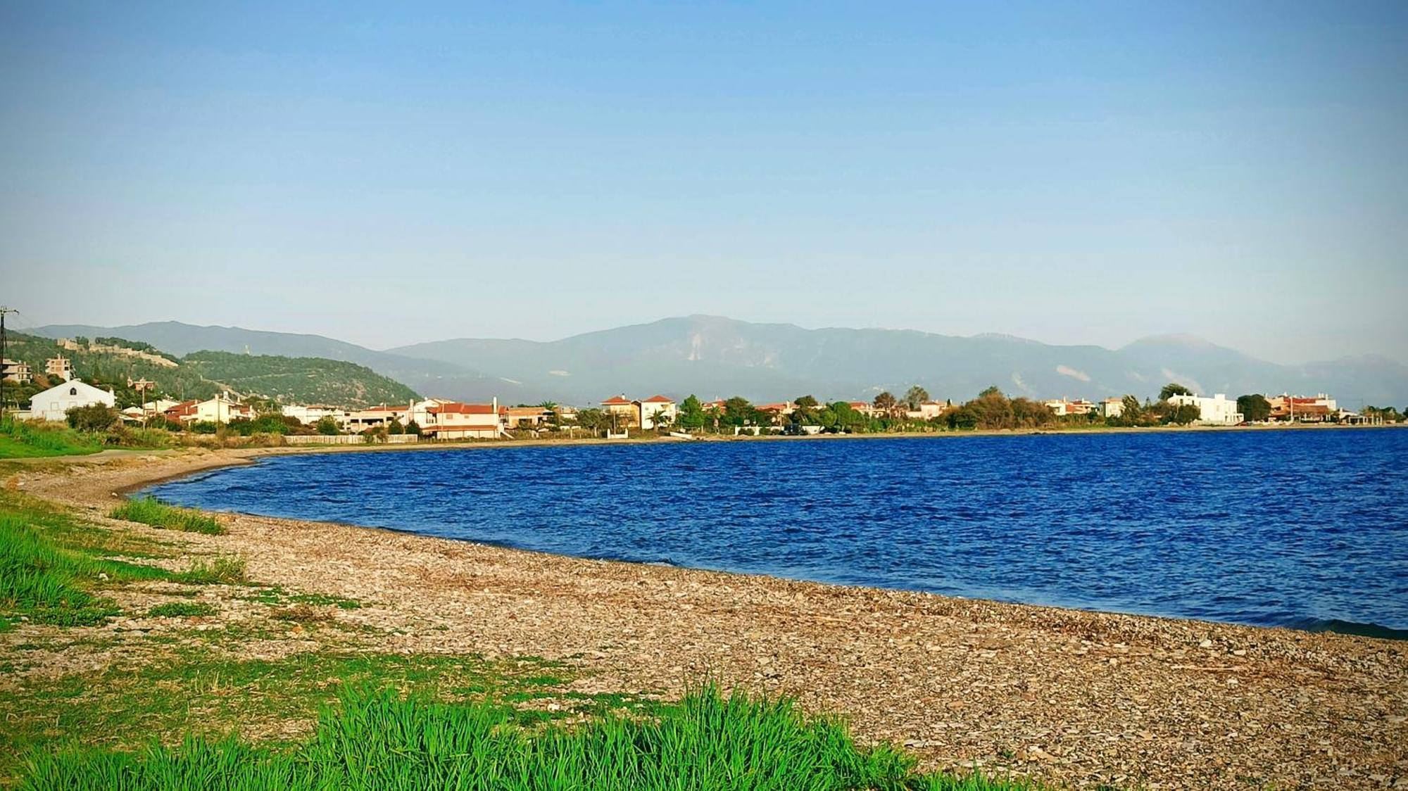 Nafpaktos Cottage By The Sea For Travelers And Dreamers! Ngoại thất bức ảnh